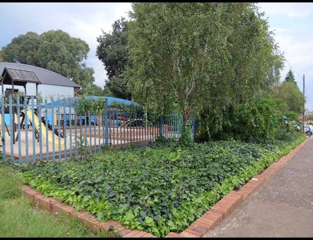 1,800M² BUSINESS CENTRE FOR SALE IN HORIZON VIEW